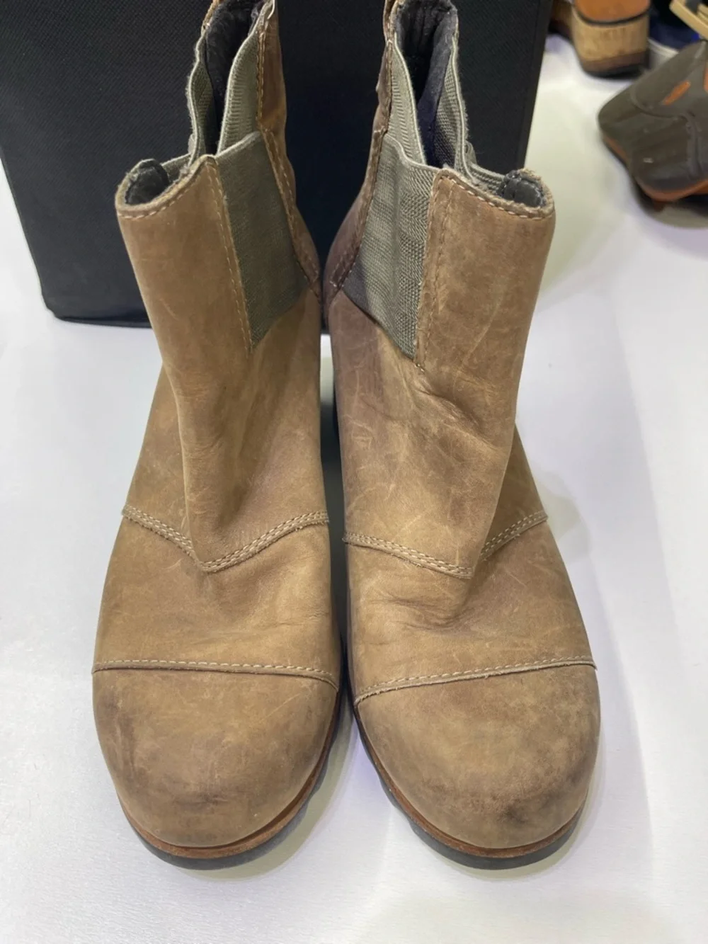 Sorel Addington Chelsea Boots, a‎ waterproof leather bootie